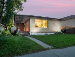 354 Ferry Road  Winnipeg, MB R3J 1W4