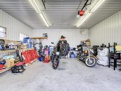 Garage - 