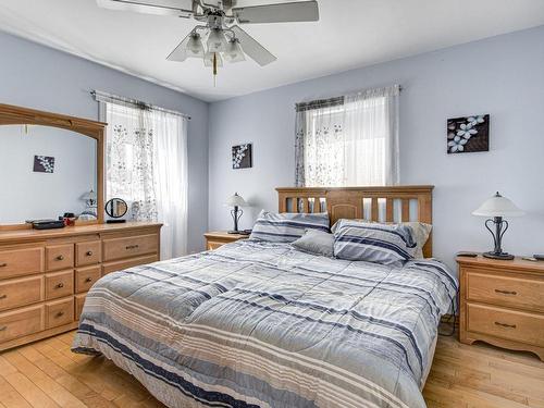 Master bedroom - 345  - 347 11E Avenue, Montréal (Lachine), QC - Indoor Photo Showing Bedroom