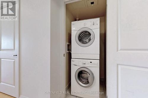 1010 - 55 De Boers Drive, Toronto (York University Heights), ON - Indoor Photo Showing Laundry Room