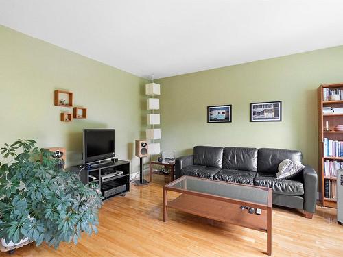 Salon - 847  - 849 Av. Madeleine-De Verchères, Québec (La Cité-Limoilou), QC - Indoor Photo Showing Living Room