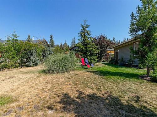 7284 Lakefront Dr, Lake Cowichan, BC 