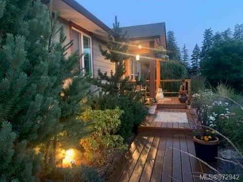 7284 Lakefront Dr, Lake Cowichan, BC 