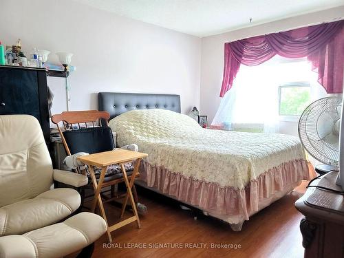 20 Henry Welsh Dr, Toronto, ON - Indoor Photo Showing Bedroom