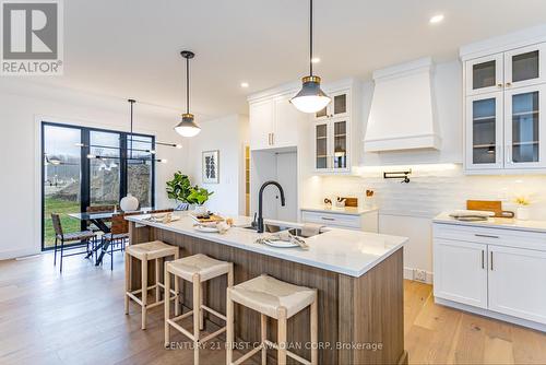 Lot 129 Big Leaf Trail, London, ON - Indoor Photo Showing Kitchen With Upgraded Kitchen