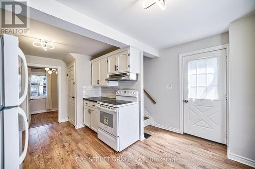 41 Harold Street, Hamilton, ON - Indoor Photo Showing Kitchen