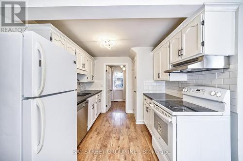 41 Harold Street, Hamilton (Ainslie Wood), ON - Indoor Photo Showing Kitchen