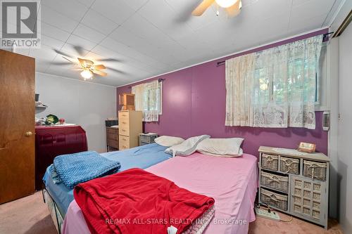 357 Southam Drive, Kawartha Lakes, ON - Indoor Photo Showing Bedroom