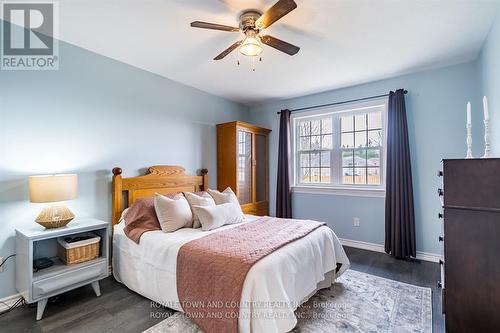 58 Laurent Boulevard, Kawartha Lakes (Lindsay), ON - Indoor Photo Showing Bedroom