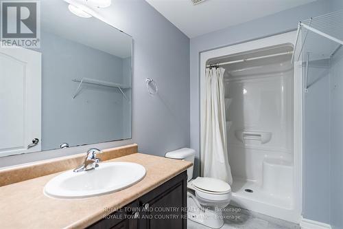 58 Laurent Boulevard, Kawartha Lakes (Lindsay), ON - Indoor Photo Showing Bathroom