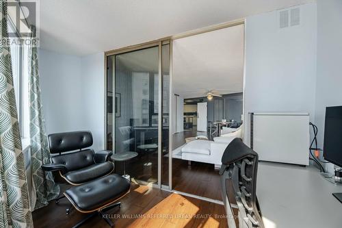 703 - 250 Queens Quay W, Toronto (Waterfront Communities), ON - Indoor