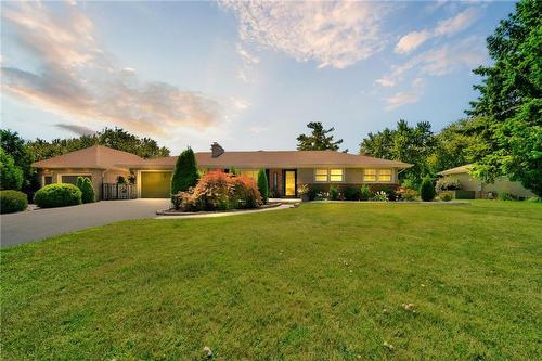 625 Golf Club Road, Hamilton, ON - Outdoor