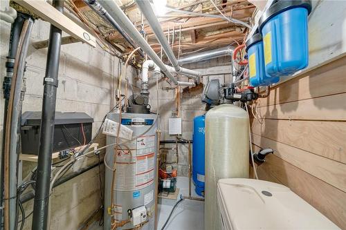 625 Golf Club Road, Hamilton, ON - Indoor Photo Showing Basement