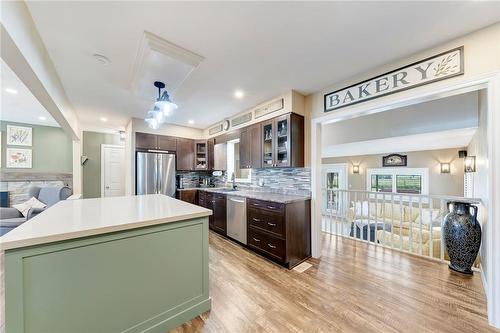 625 Golf Club Road, Hamilton, ON - Indoor Photo Showing Kitchen With Upgraded Kitchen