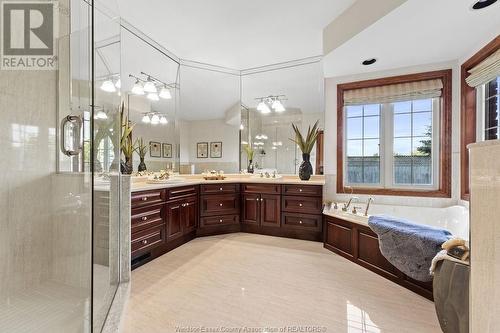 3381 Gundy Park, Windsor, ON - Indoor Photo Showing Bathroom