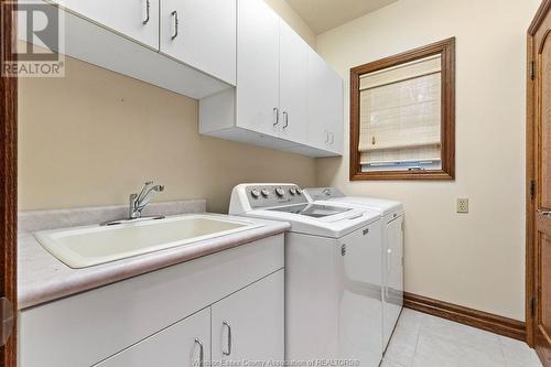 3381 Gundy Park, Windsor, ON - Indoor Photo Showing Laundry Room