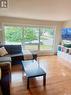 294 Hanley Crescent, Regina, SK  - Indoor Photo Showing Living Room 