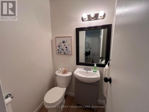 18 - 189 Boullee Street, London, ON - Indoor Photo Showing Bathroom