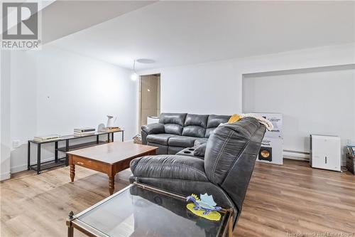 69 Acadie Street, Saint-Antoine, NB - Indoor Photo Showing Living Room