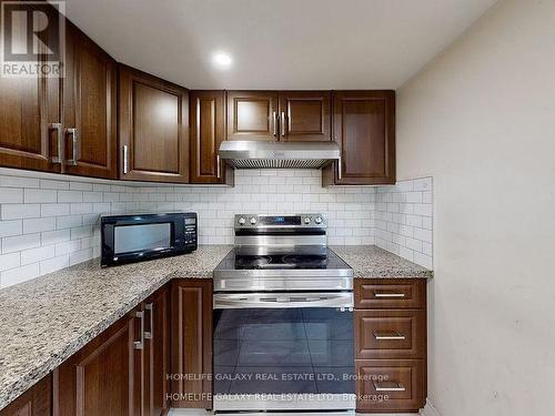 27 Neelands Crescent, Toronto (Morningside), ON - Indoor Photo Showing Kitchen