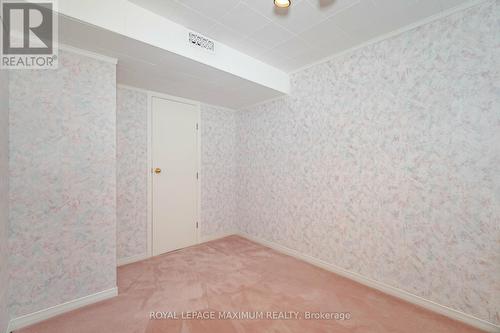 30 Guernsey Drive, Toronto (Etobicoke West Mall), ON - Indoor Photo Showing Other Room