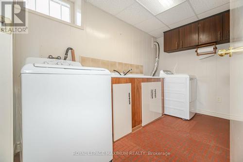 30 Guernsey Drive, Toronto (Etobicoke West Mall), ON - Indoor Photo Showing Laundry Room