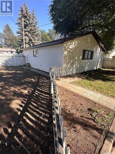 326 U Avenue N, Saskatoon, SK - Outdoor