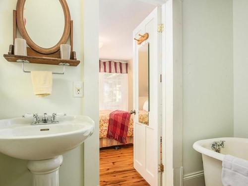 Salle de bains - 950Z Rue Western, Waterloo, QC - Indoor Photo Showing Bathroom