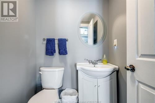 210 Sandybrook Way, Kingsville, ON - Indoor Photo Showing Bathroom