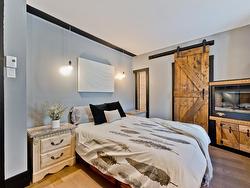 Master bedroom - 