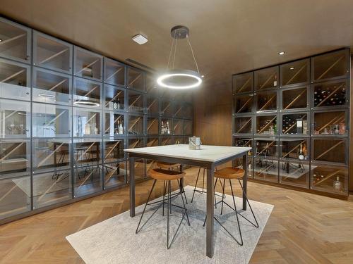 Wine cellar - 2810-1188 Rue St-Antoine O., Montréal (Ville-Marie), QC - 