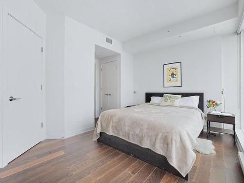 Bedroom - 2810-1188 Rue St-Antoine O., Montréal (Ville-Marie), QC - Indoor Photo Showing Bedroom