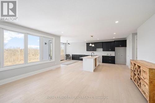 5 - 2835 Sheffield Place, London, ON - Indoor Photo Showing Kitchen