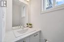 7864 Seabiscuit Drive, Niagara Falls, ON  - Indoor Photo Showing Bathroom 