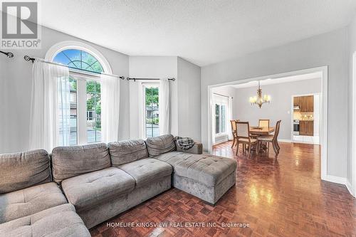 31 Blue Diamond Terrace, Vaughan (Sonoma Heights), ON - Indoor Photo Showing Living Room