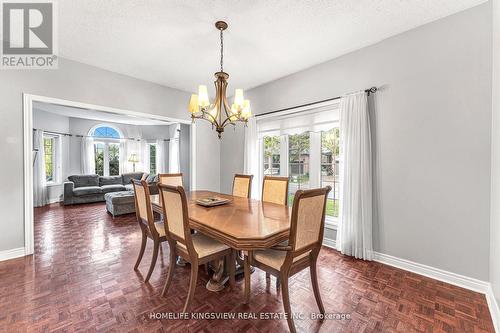 31 Blue Diamond Terrace, Vaughan (Sonoma Heights), ON - Indoor Photo Showing Dining Room