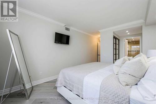 301 - 110 Promenade Circle, Vaughan (Brownridge), ON - Indoor Photo Showing Bedroom