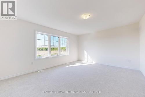 20 Shapira Avenue, Wasaga Beach, ON - Indoor Photo Showing Other Room