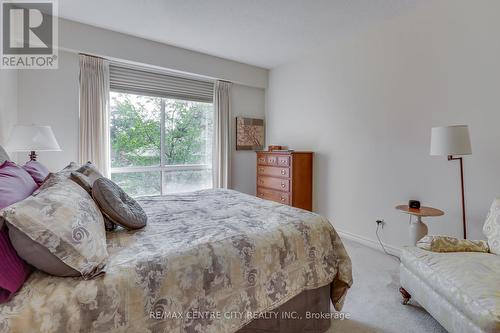 207 - 250 Sydenham Street, London, ON - Indoor Photo Showing Bedroom