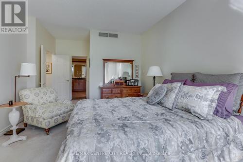 207 - 250 Sydenham Street, London, ON - Indoor Photo Showing Bedroom