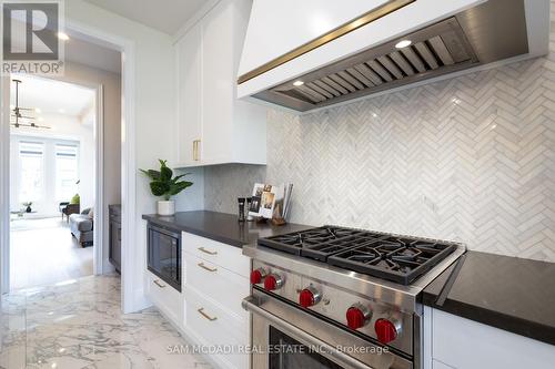 2337 Charles Cornwall Road, Oakville (Glen Abbey), ON - Indoor Photo Showing Kitchen With Upgraded Kitchen