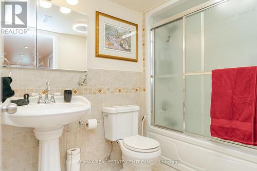 38 Basildon Crescent, Brampton, ON - Indoor Photo Showing Bathroom