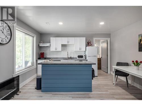 36 Spruce Drive, Vernon, BC - Indoor Photo Showing Kitchen