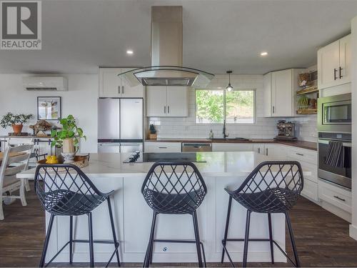 3830 Albrecht Road, Naramata, BC - Indoor Photo Showing Kitchen With Stainless Steel Kitchen