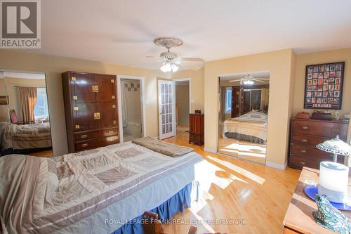 58 Clifford Drive, Kawartha Lakes (Dunsford), ON - Indoor Photo Showing Bedroom