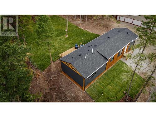 4873 Kemmi Crescent, 108 Mile Ranch, BC - Outdoor