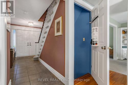 38 Oceanic Drive, Hamilton (Lakeshore), ON - Indoor Photo Showing Other Room