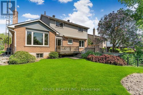 38 Oceanic Drive, Hamilton (Lakeshore), ON - Outdoor