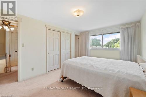 4 Prince Robert Court, St. Catharines, ON - Indoor Photo Showing Bedroom