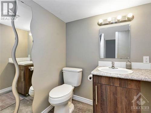 2189 Boyer Road, Ottawa, ON - Indoor Photo Showing Bathroom